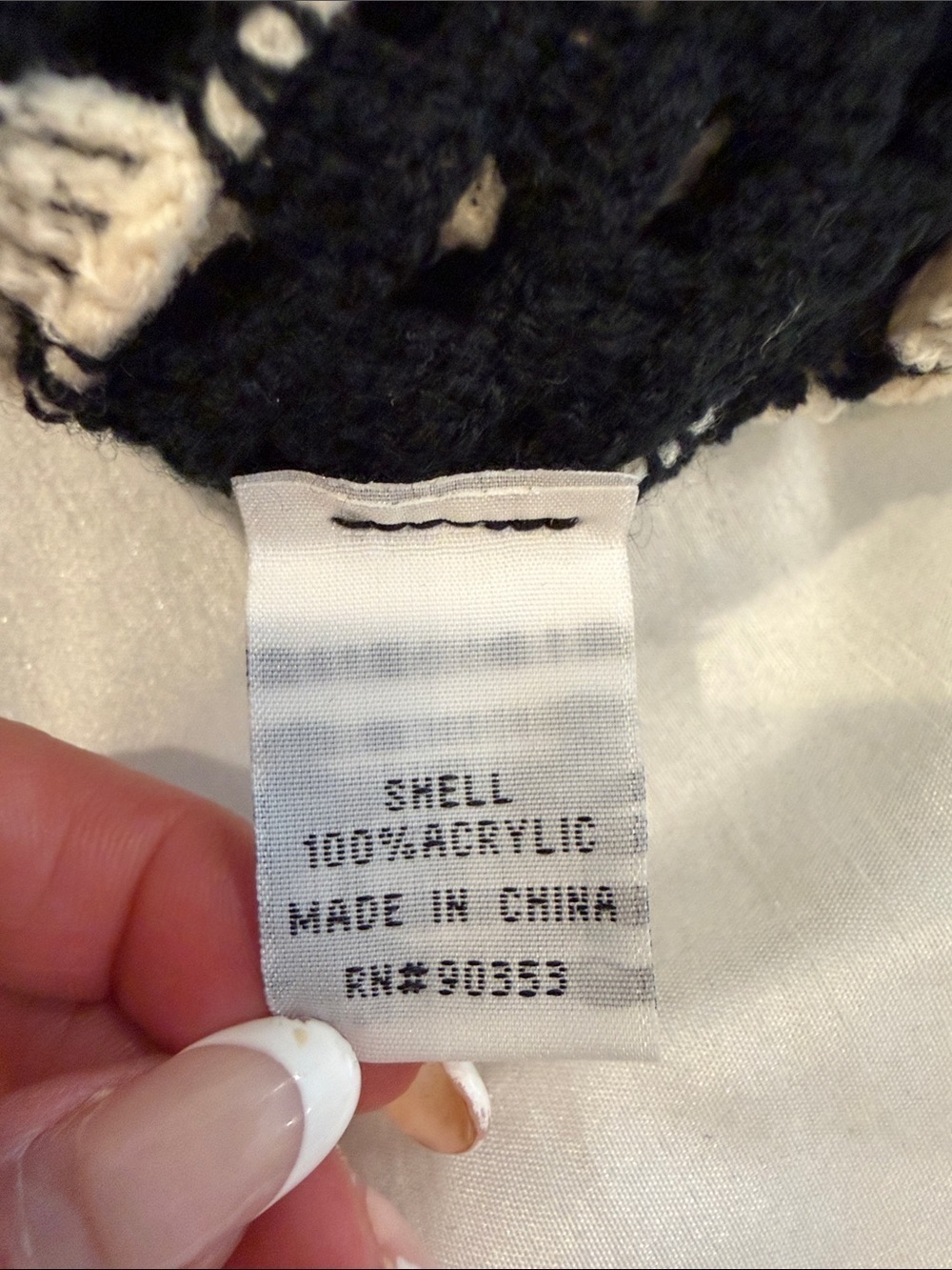 NWOT REBELLION Black & Beige Crocheted V-Neck Tank - Picture 6 of 7